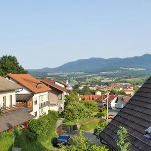 Großzügige In Apartment